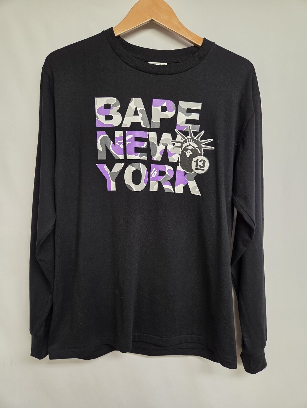 BAPE New York NYC Exclusive Statue of Liberty Black Purple Tee Bathing Ape Large